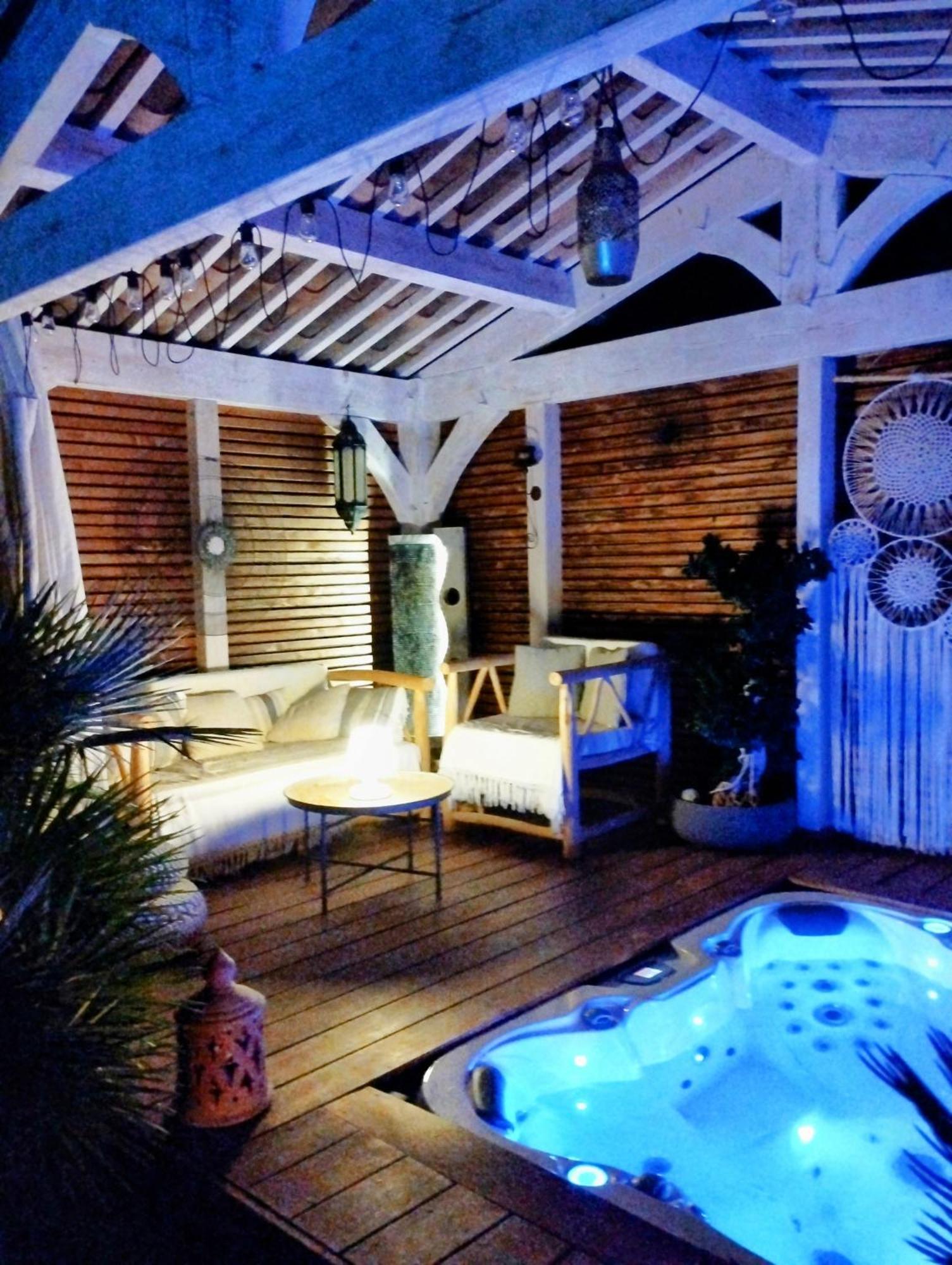 La Chabertine Bed & Breakfast Gareoult Exterior photo
